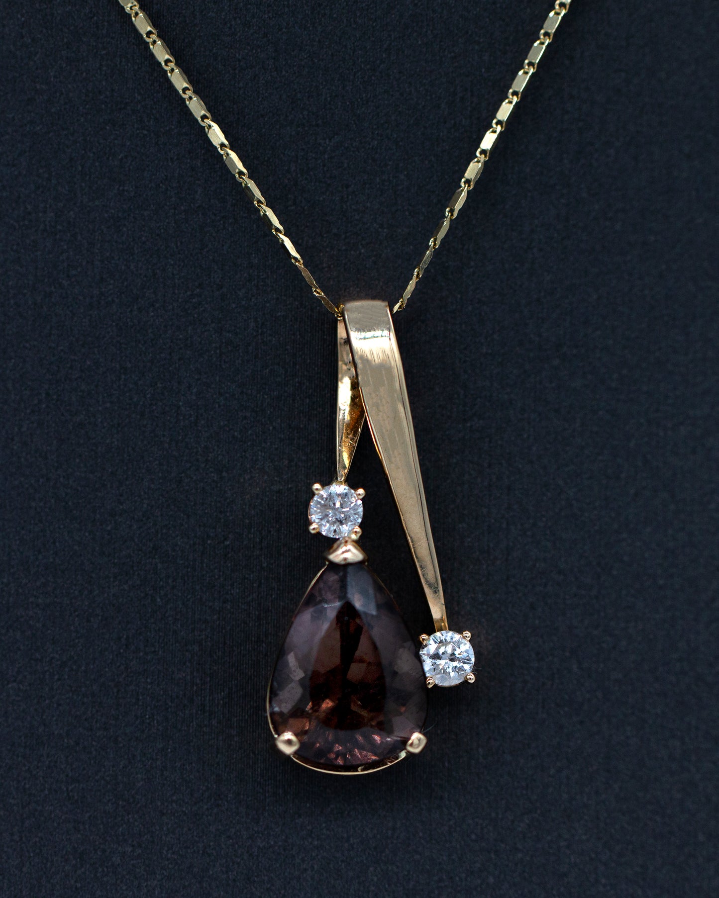 14KY Gold 4.78ct Tourmaline & .22ctw Diamond Crossover Necklace