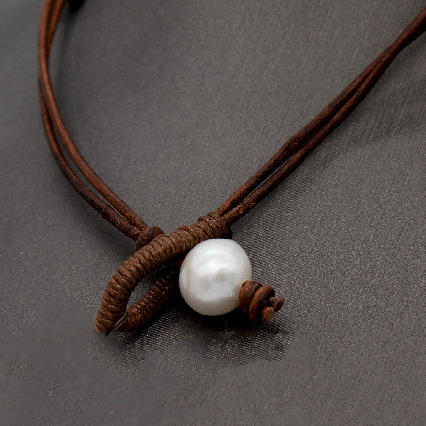 Estate 18inch Freshwater Pearl Leather Necklace