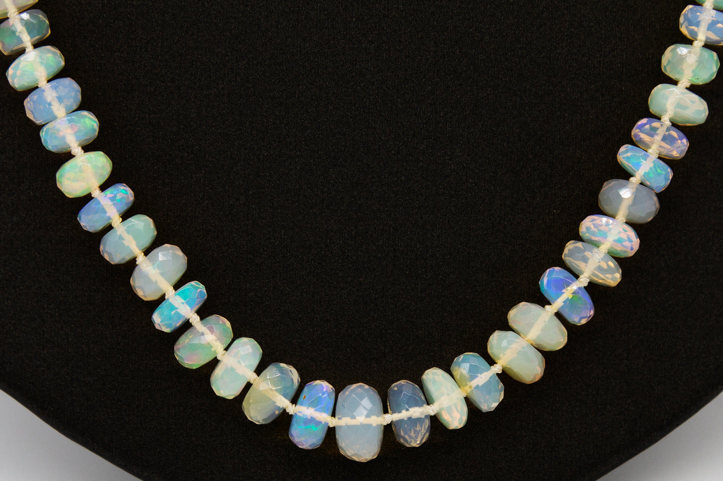 14KY 20inch Opal Strand Necklace