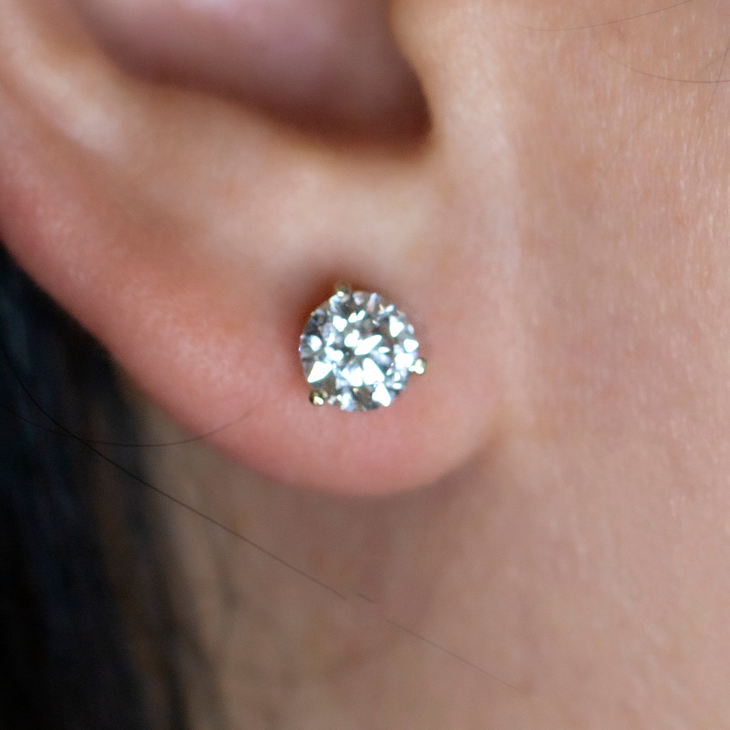 14K White Gold 1.00ctw LG VS G Diamond Martini Stud Earrings