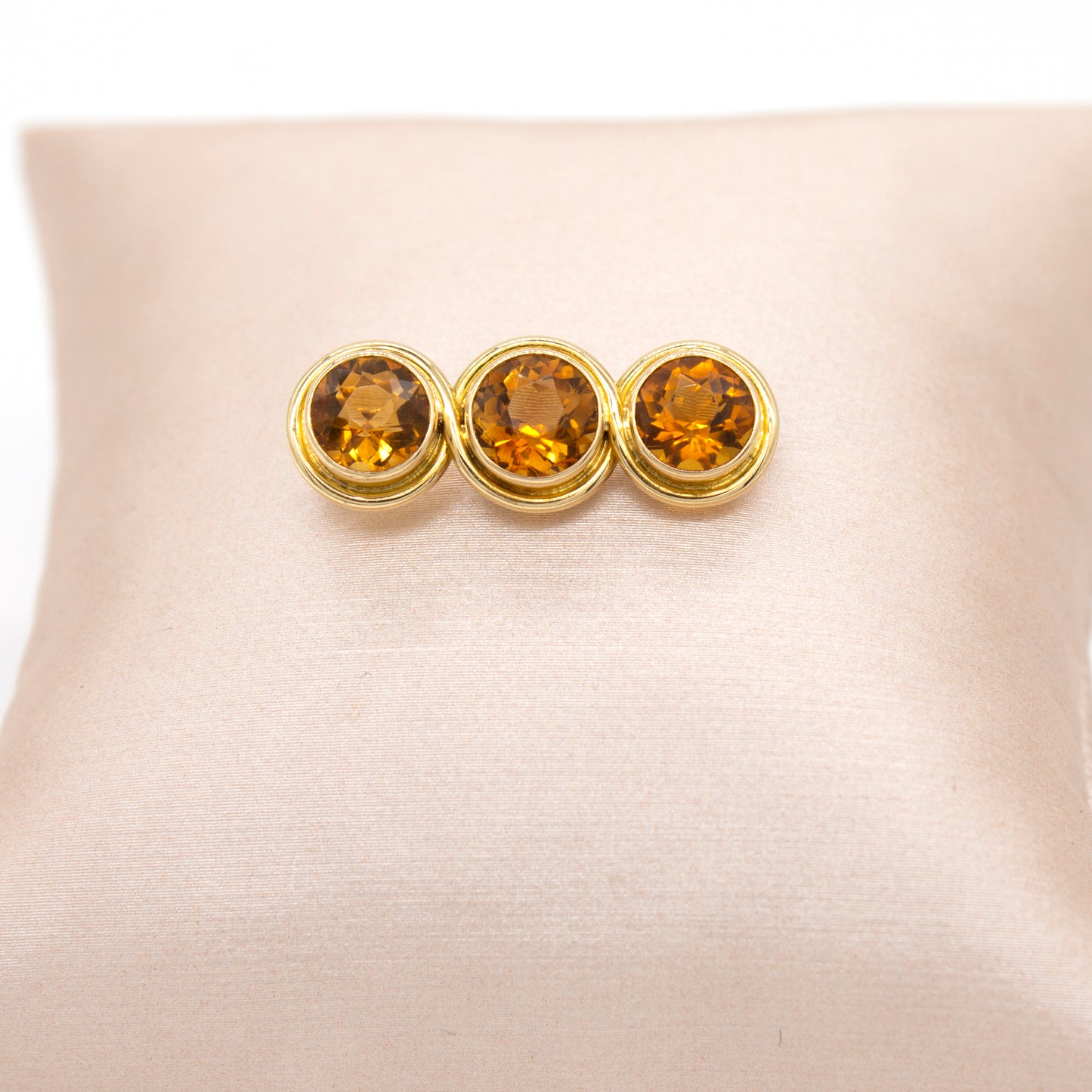 14K Yellow Gold Antique 2.10ctw Citrine Rounds Pin Brooch