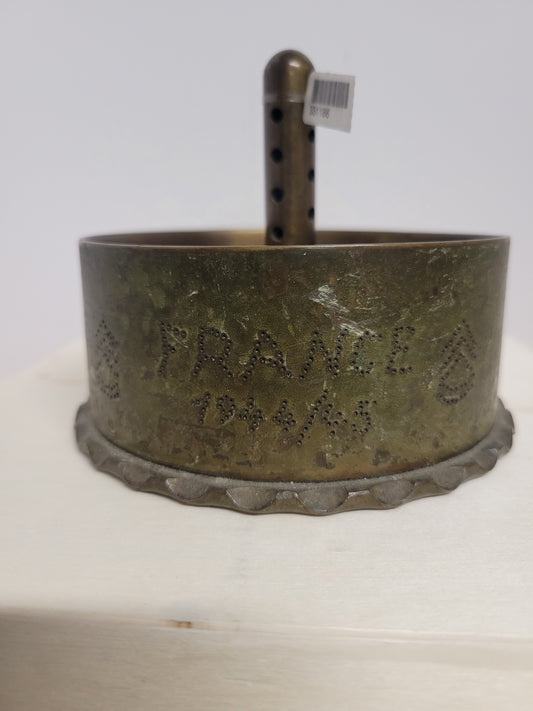 INCREDIBLE Hand Engraved WW2 Artillery Shell Trench Art Ashtray Stamped 1944