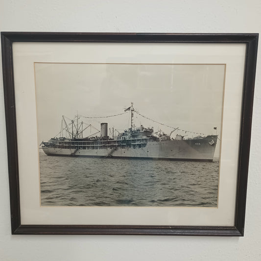 2PC Picture Set of 1940s War Ships