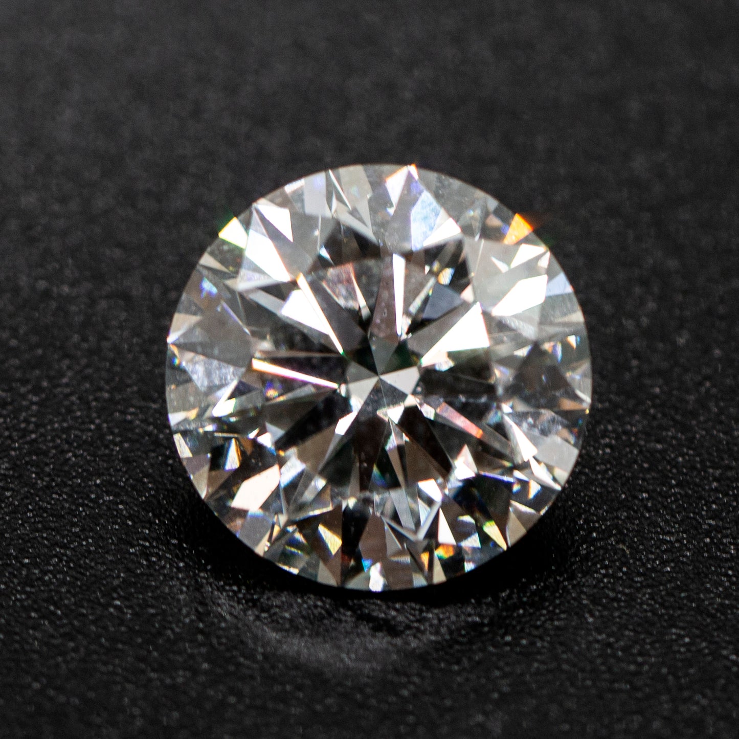 7.04ct Round Brilliant LG Diamond w/IGI