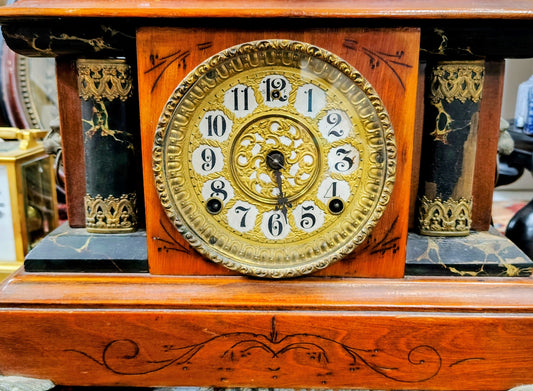 Estate 19th-Century Victorian Mantel W. L. Clock Gilbert Clock Co.
