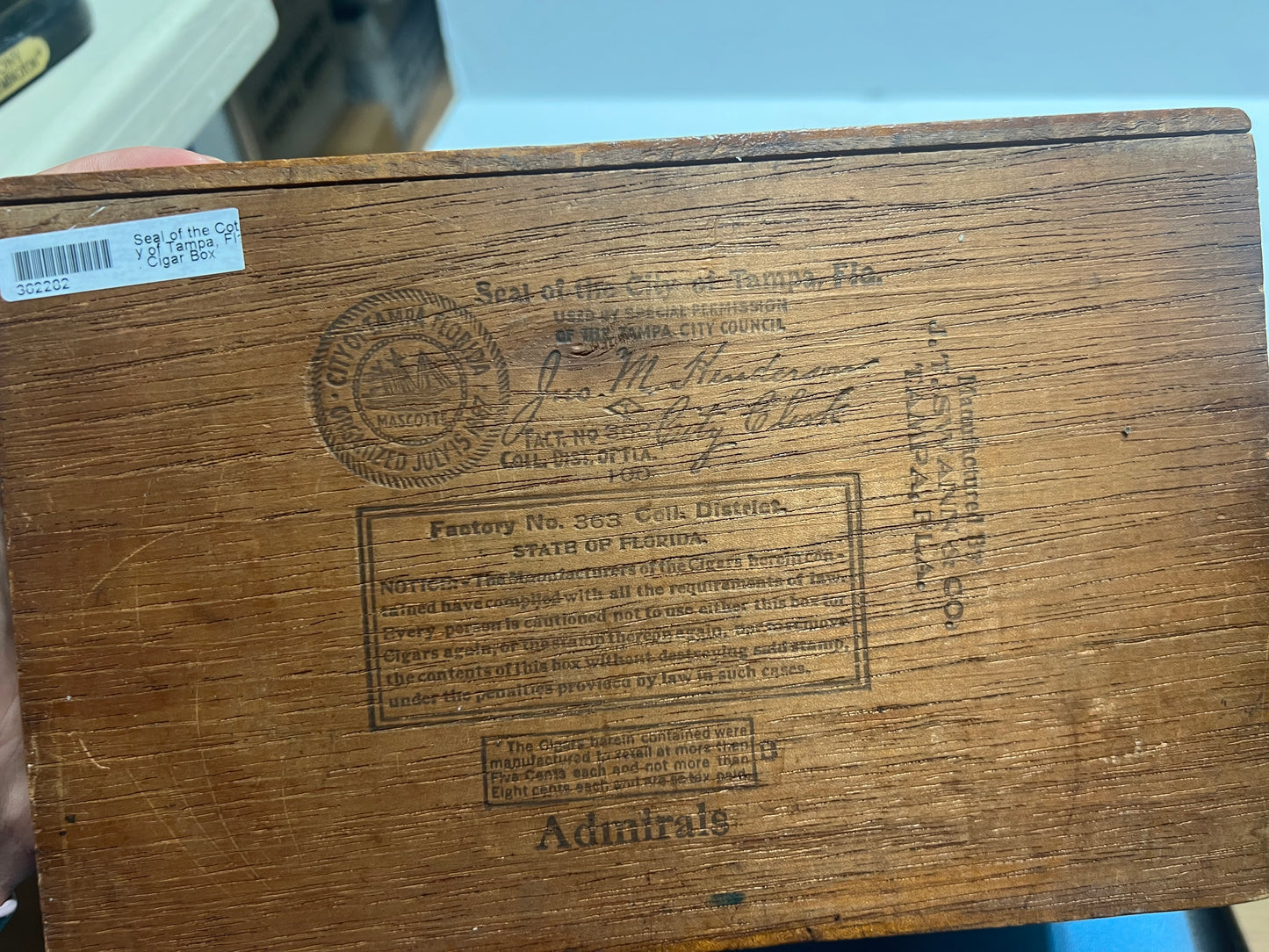 Seal of the City of Tampa, Fla. Cigar Box