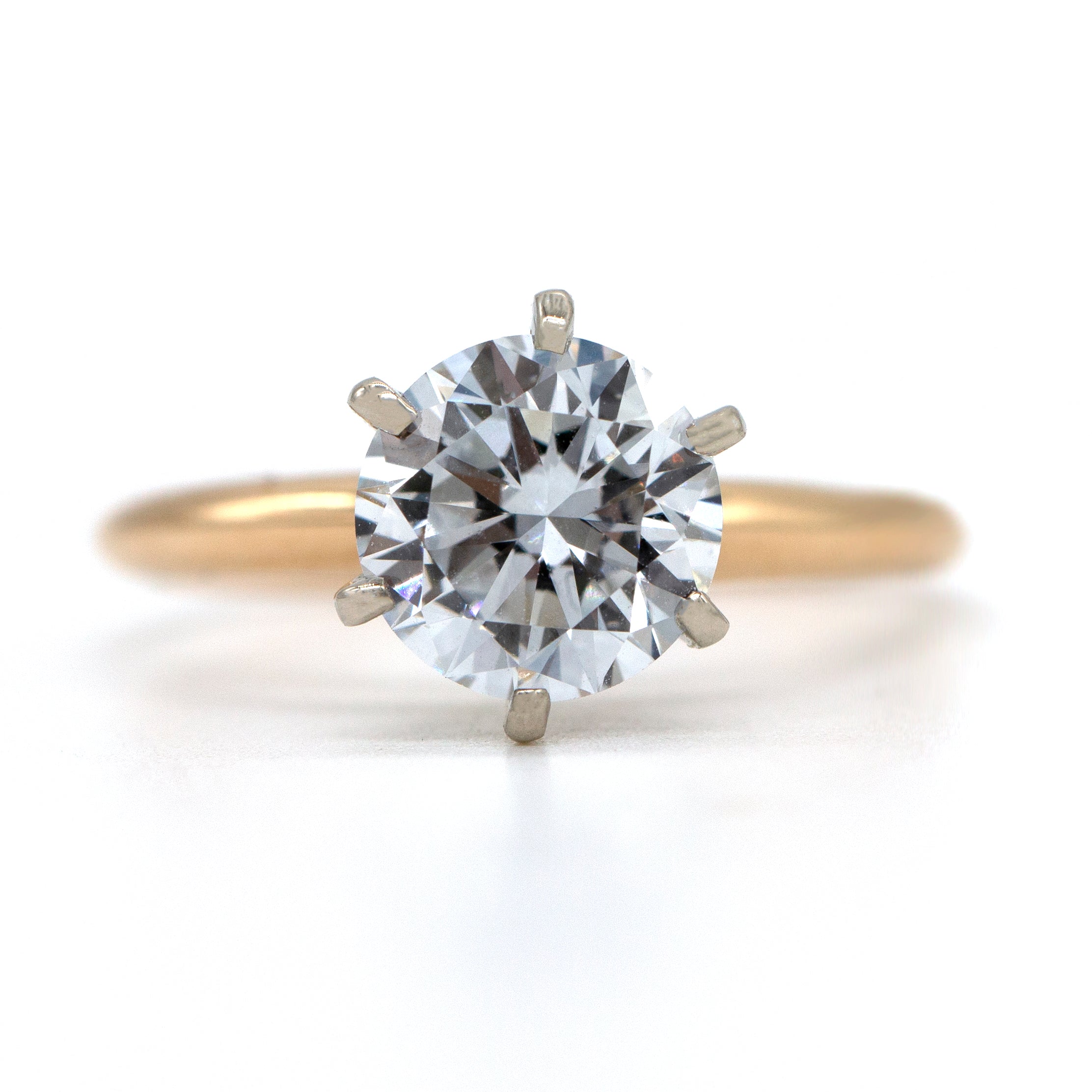 Vvs store solitaire ring