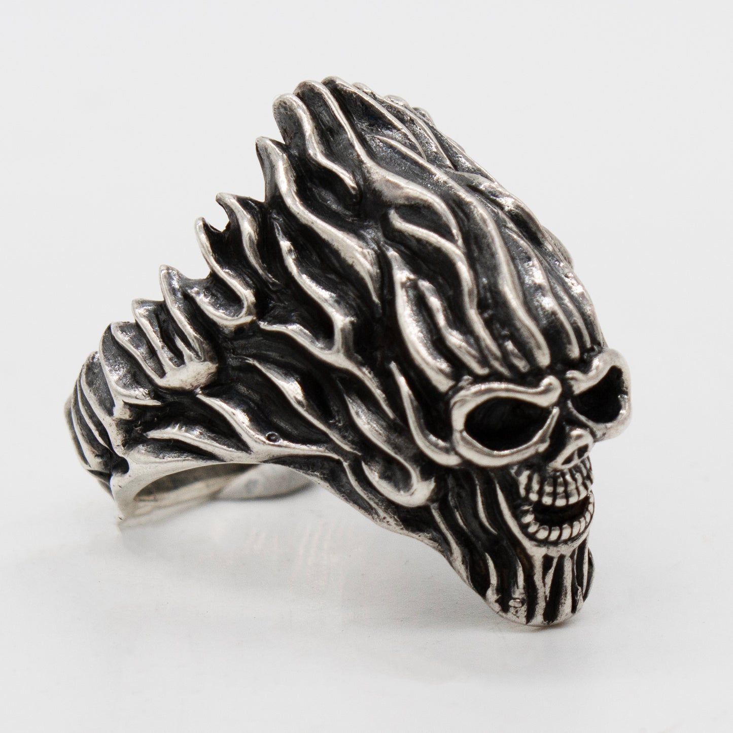 Sterling Silver 20.5g Flaming Skull Ring