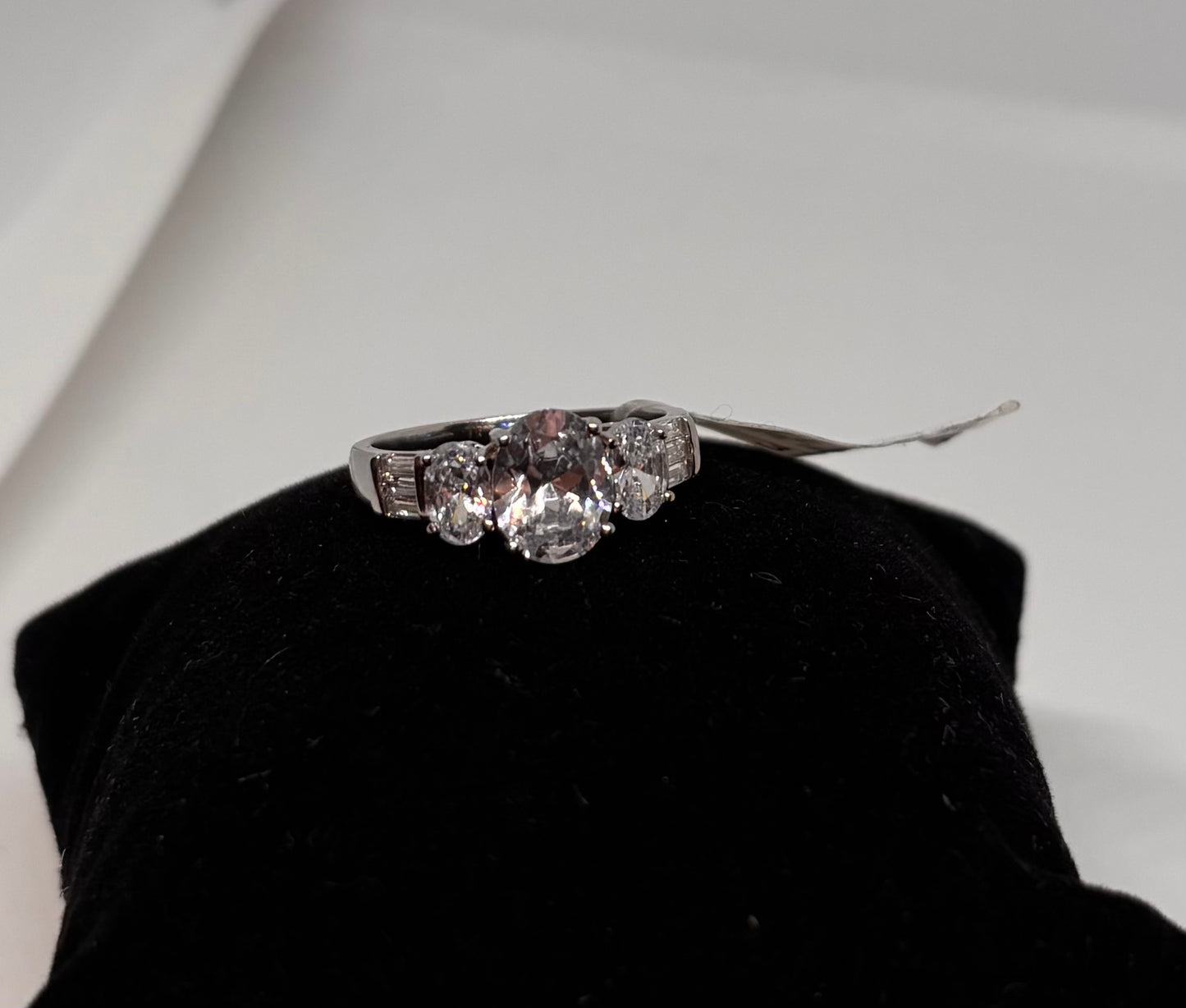 Sterling Silver 3.56 CTW Crystal Statement Ring- Sparkling Multi- Stone Design