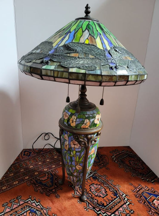 Tiffany Style Contemporary Dragonfly Mosaic Lamp